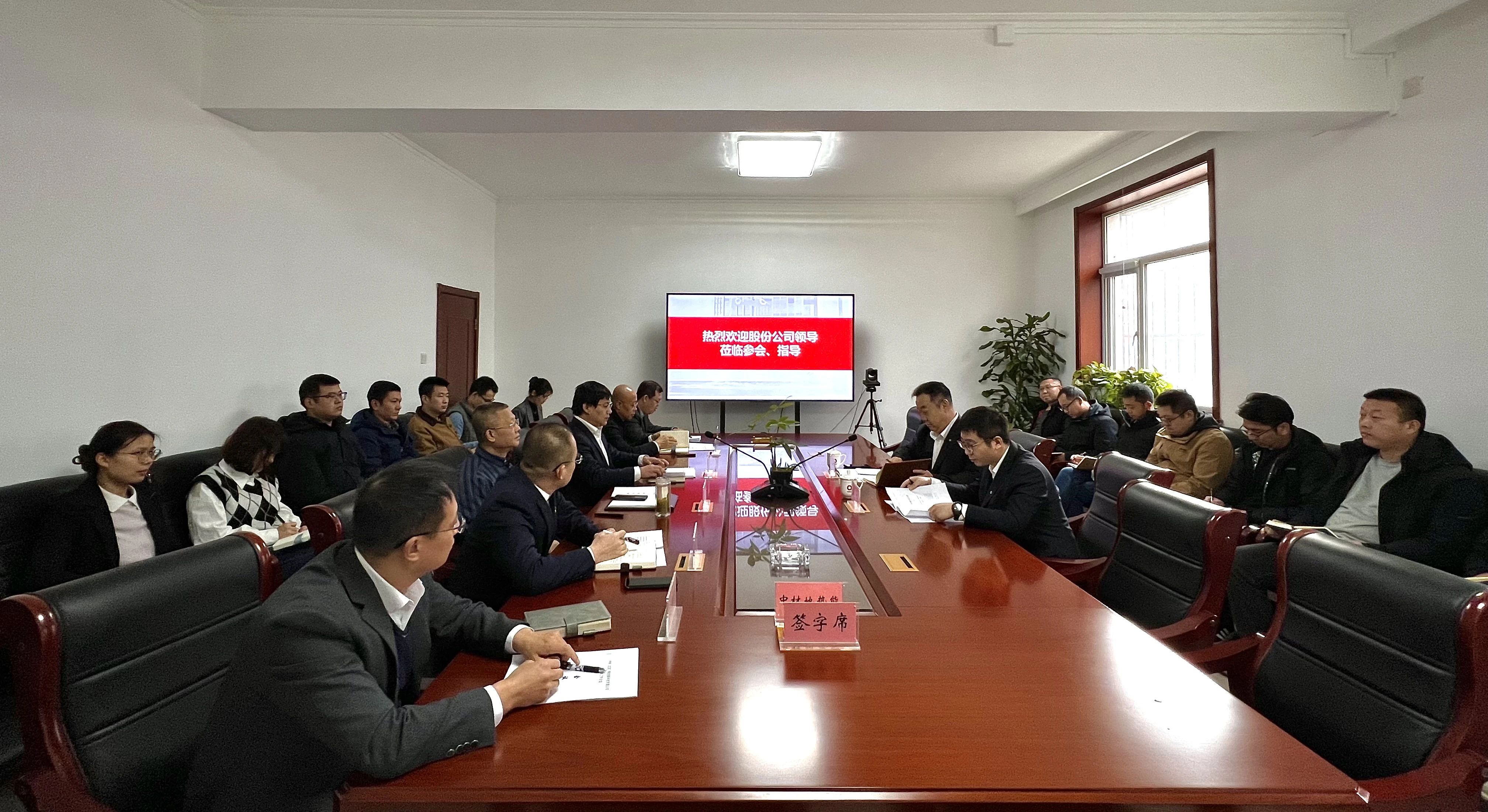 2bfdcc44dea24c675fd074552e6c4d54.jpg 2bfdcc44dea24c675fd074552e6c4d54.jpg